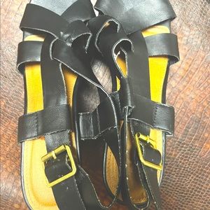 Women black leather sandals for sale